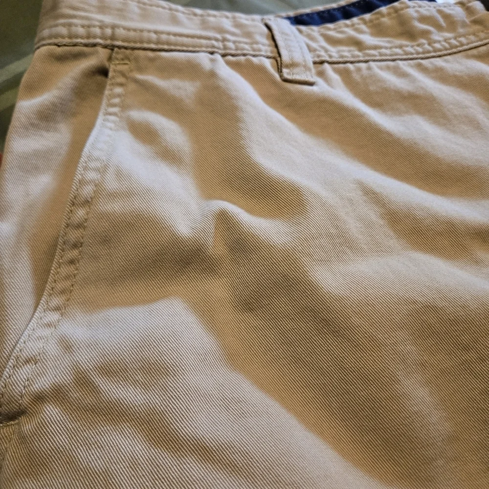 IZOD Saltwater Chino Shorts Men’s 42 Tan Classic Cotton Flat Front 4 Pocket 2016